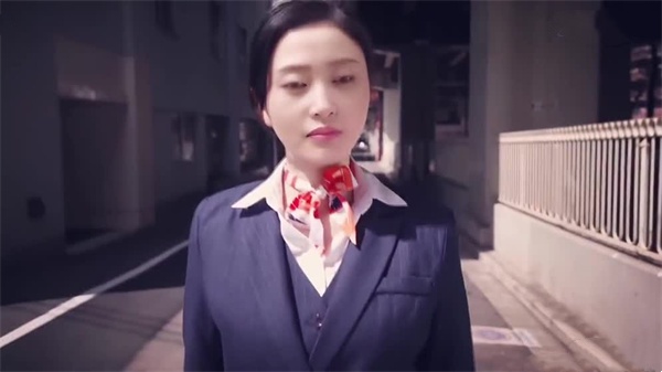 AI-张天爱 空姐制服诱惑 落地请关手机 机舱羞耻play 极品美腿内射